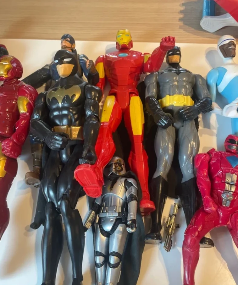 Lot de 13 figurines – photo 3